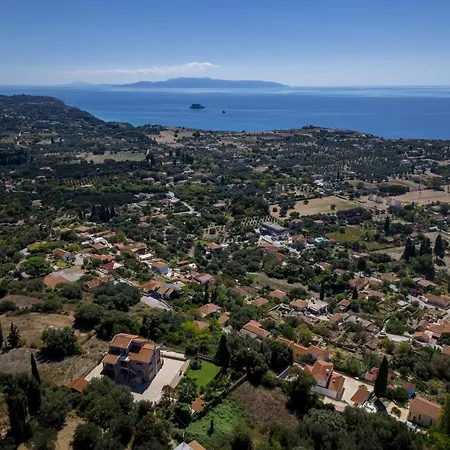 Vivian's Endless View Apartment Svoronata