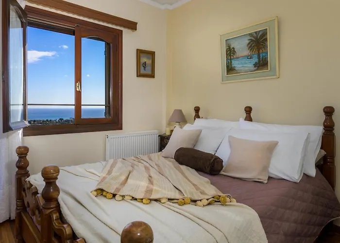 Vivian's - Endless View