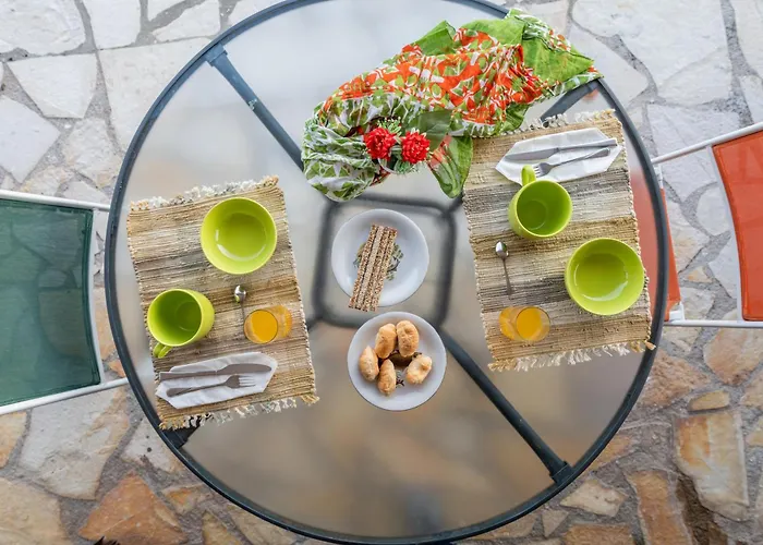 Vivian's - Endless View 公寓 *