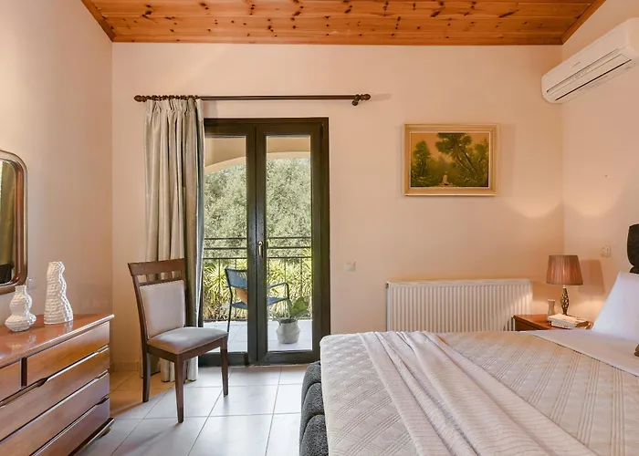 Vivian's - Endless View *