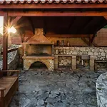 Vivian's - Endless View Svoronata