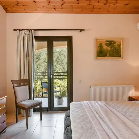 Vivian's - Endless View *